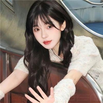 传闻中的女人